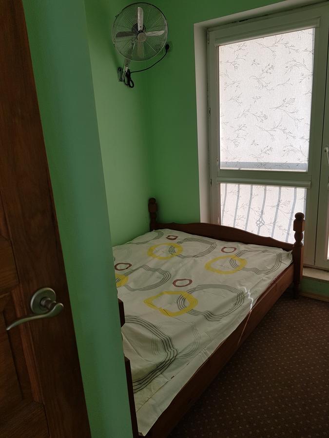 Roadway Hostel Kielce Luaran gambar